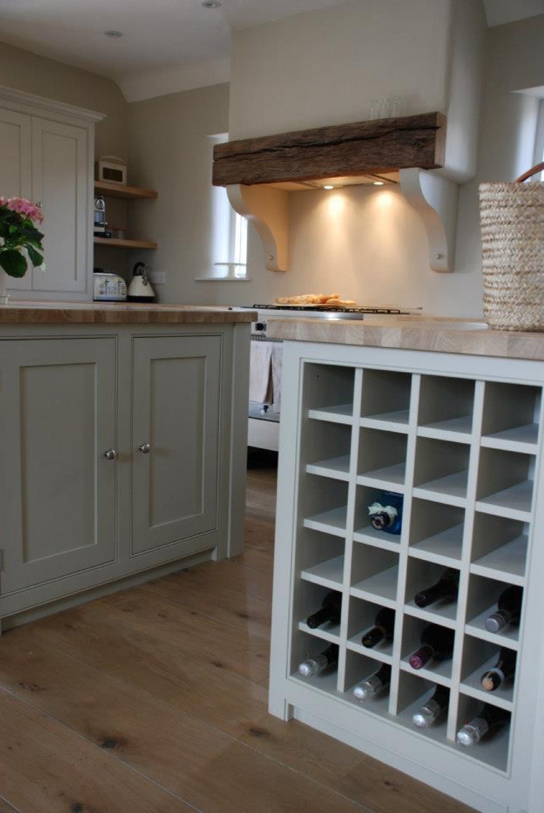 Bespoke shaker kitchen in South Gloucestershire by Paul Gunningham — Cold Ashton project, photo 3 of 20