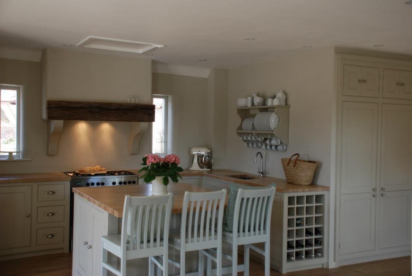 Bespoke shaker kitchen in South Gloucestershire by Paul Gunningham — Cold Ashton project, photo 12 of 20