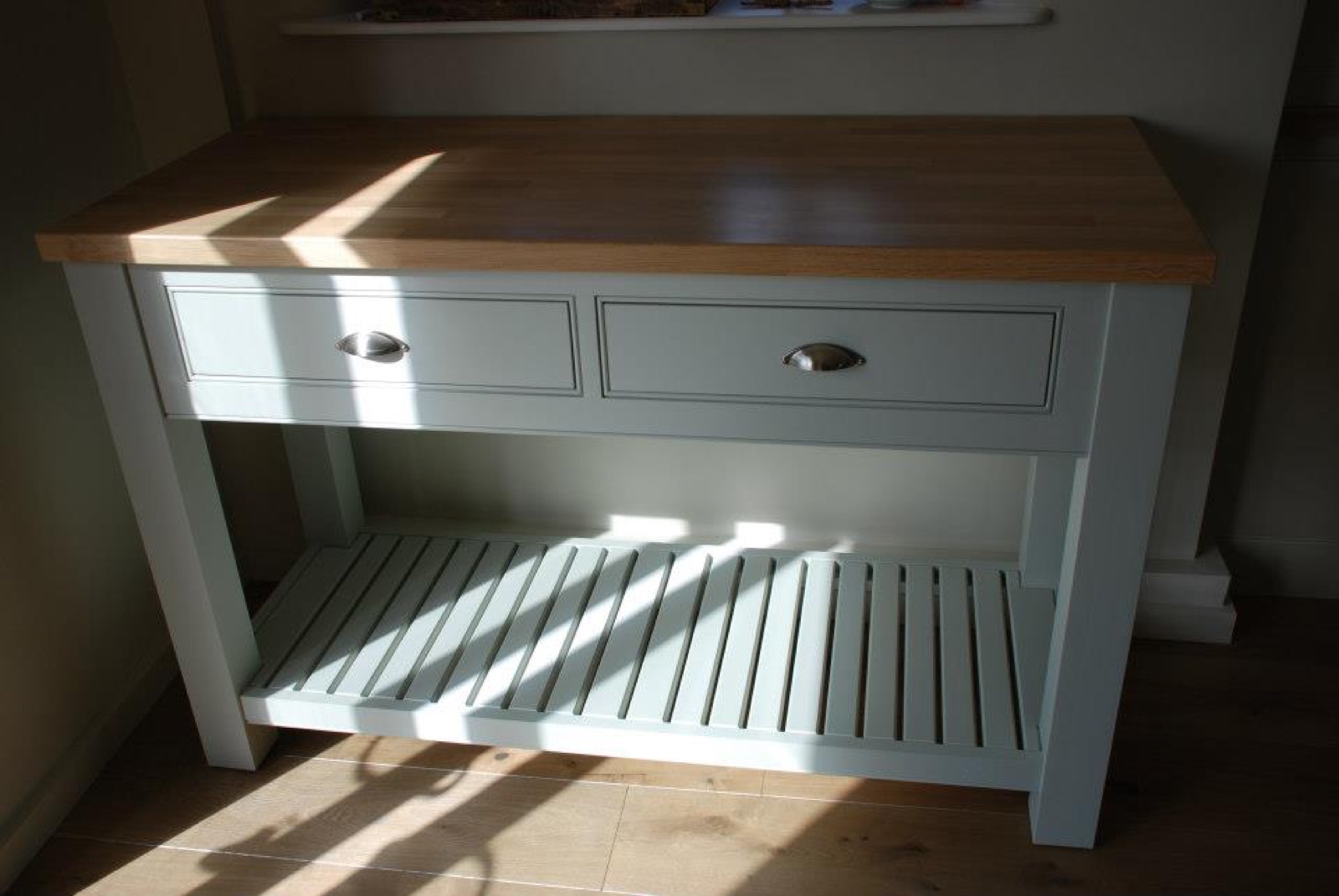 Bespoke shaker kitchen in South Gloucestershire by Paul Gunningham — Cold Ashton project, photo 20 of 20