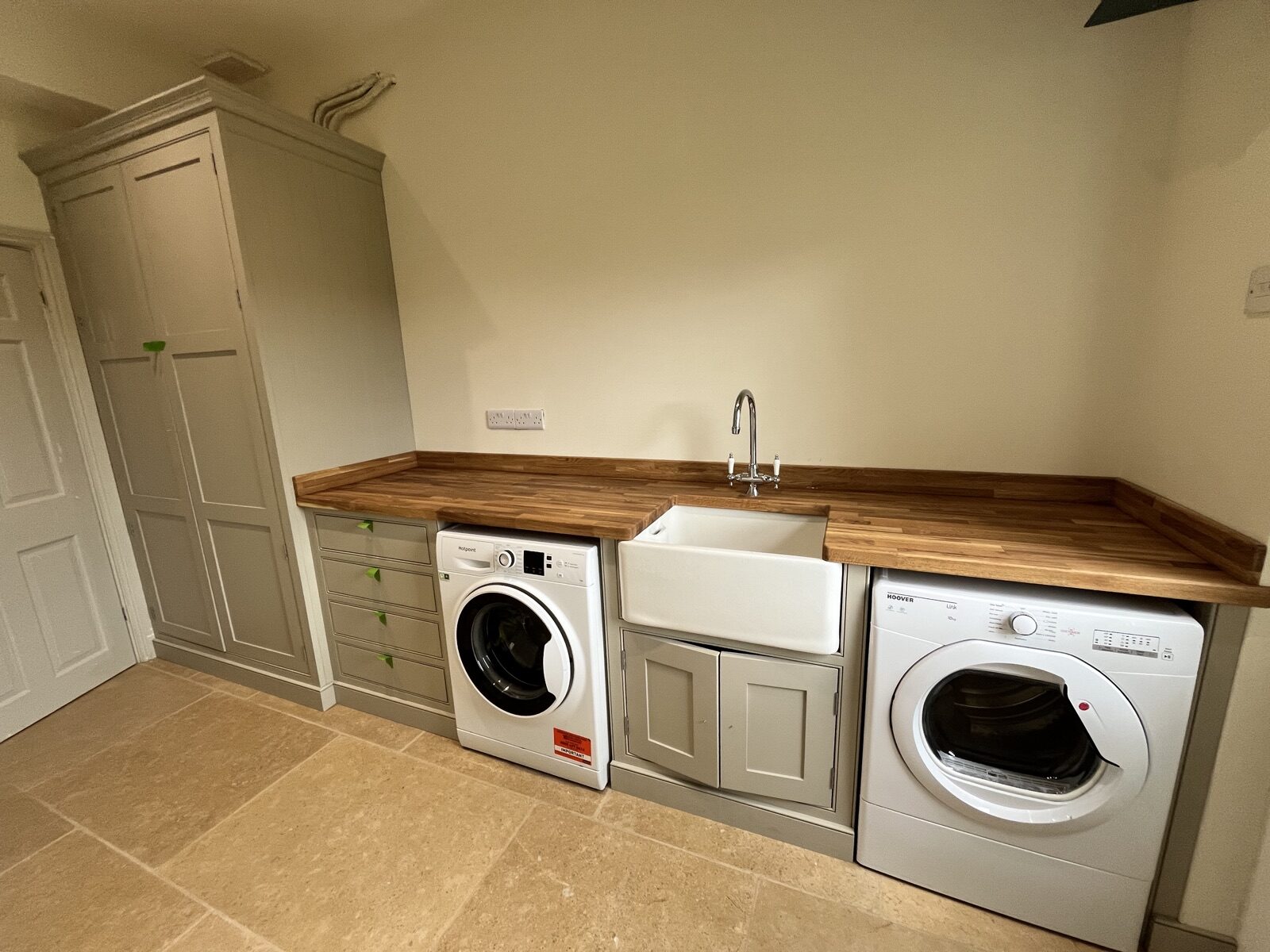 Bespoke shaker kitchen in Wiltshire by Paul Gunningham — North Wraxhall project, photo 8 of 8